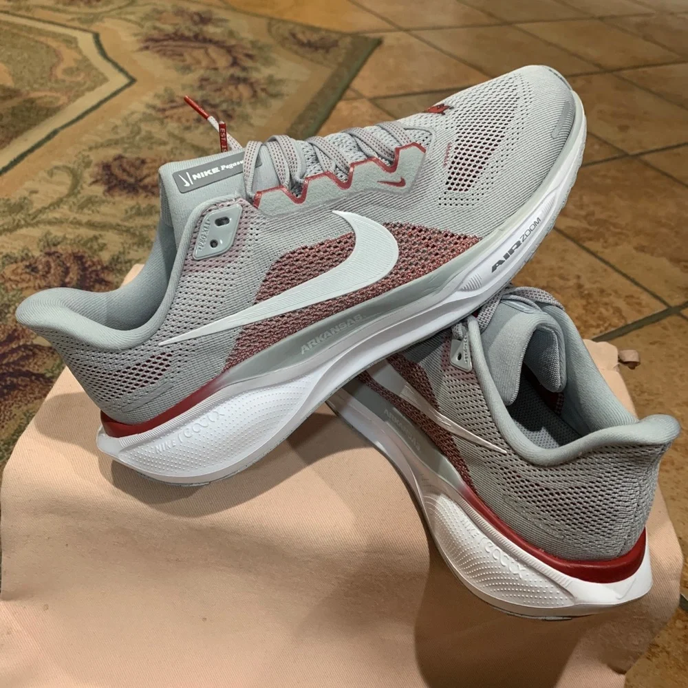 Nike Zoom Pegasus 41 “Arkansas” Running Sneakers